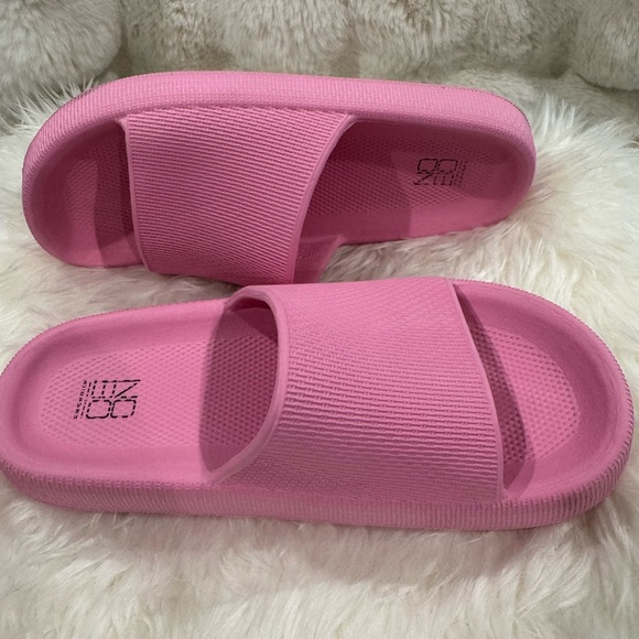 Pink Slide Sandals - Picture 2 of 3